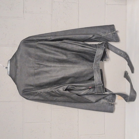 Levi's Women's Oversized Faux Leather Moto Jacket, Size 3X, Gray, NWT, Bikercore - Picture 7 of 7